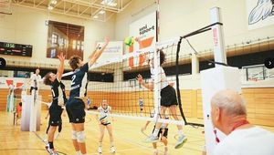 The JKU co-ed volleyball team wins silver; photo credit: lyndstroem