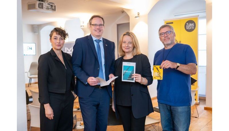 Cornelia Lehner, Stefan Koch, Brigitte Hütter, Airan Berg